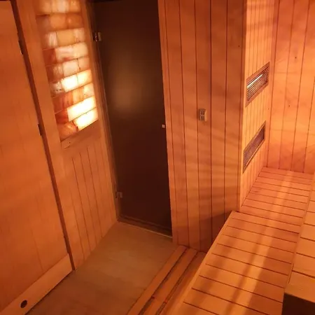 Butikowe & Sauna By Renters Appartement *